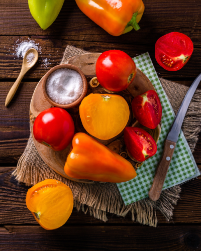 ways to use msg tomatoes and peppers on table
